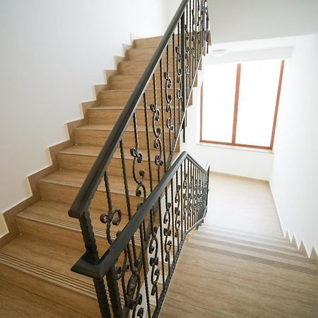 Prenociste Sole Aparthotel Vranje Ngoại thất bức ảnh