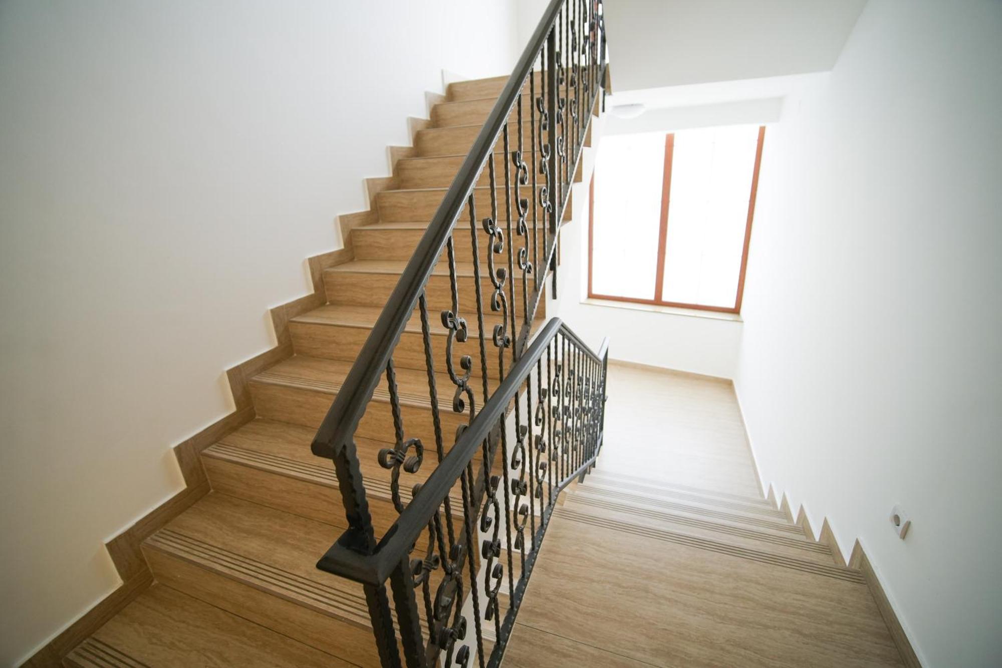Prenociste Sole Aparthotel Vranje Ngoại thất bức ảnh