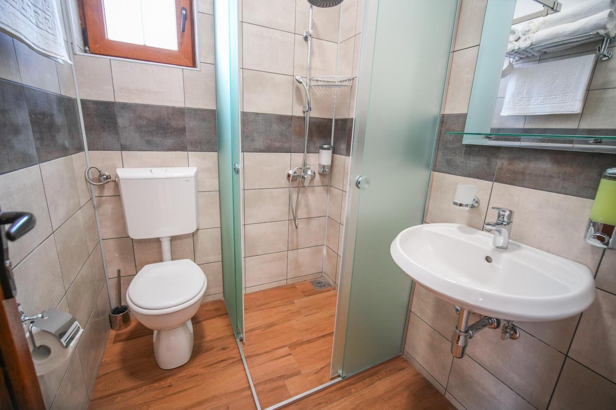 Prenociste Sole Aparthotel Vranje Ngoại thất bức ảnh